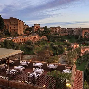 Otel Athena, Siena