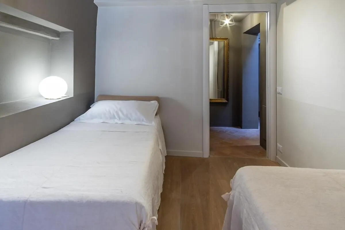 Torre Dei Leoni House - Caterina Apartment Siena Italy